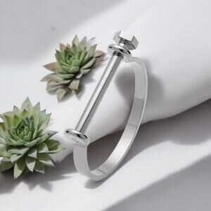NEW 18K White gold plated gold horseshoe shackle bangle bracelet jewelry B21